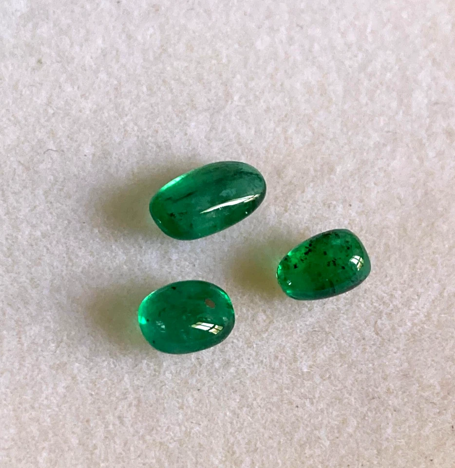 Esmeralda Panjshir de calidad fina de 2,80 quilates, cabujón de piedras preciosas 100 % naturales 3 piezas raro Foto 1 de 4