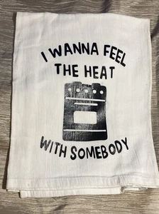 Quiero sentir el calor con alguien - Toalla de té de cocina divertida - Imagen 1 de 5