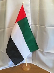 UNITED ARAB EMIRATES FLOOR STANDING FLAG & WOODEN BASE - Picture 1 of 1