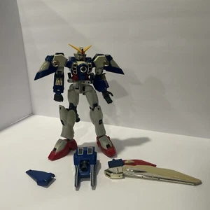 Wing Gundam Deluxe Mobile Suite 2000 Bandai Actionfigur unvollständig wie abgebildet - Bild 1 von 12