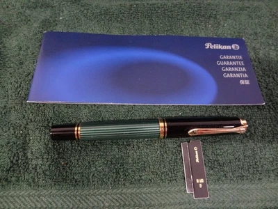 Pluma Estilográfica Souveran Vintage Pelikan M600 Rayas Verdes/Negro 14K EF Nueva en Caja NUEVA Foto 1 de 4