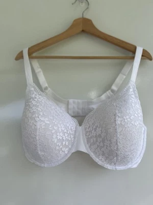 Warners Lace Escape Underwire 40DD White Bra Padded Feminine Sexy - Image 1 of 4