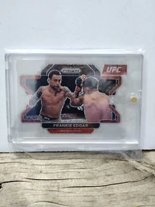 2022 Panini White Sparkle Prizm Frankie Edgar w/ protector case.😈 - Bild 1 von 2