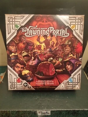 Dungeons & Dragons Strategy Board Game - The Yawning Portal WotC TTRPG F6647 NEW - Image 1 of 4