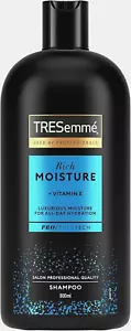 TRESemme Rich Moisture Shampoo for all-day hydration for dry,damaged hair 900 ml - Picture 1 of 5