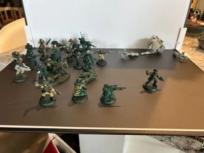 战锤 40k Astra Militarum 军队。 金属和塑料。 25 个模型 — 第 1/4 张图片