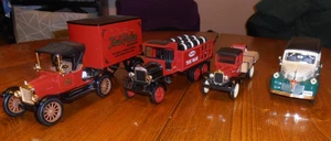 VINTAGE - ERTL ""TRUE VALUE HARDWARE"" DRUCKGUSS-SAMMLUNG & DIECAST COIN BANKS LOT OF 4 - Bild 1 von 24