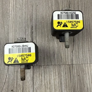 CHEVY TAHOE SILVERADO YUKON ESCALADE FRONT SENSOR OEM 15057506 PAIR - Picture 1 of 8