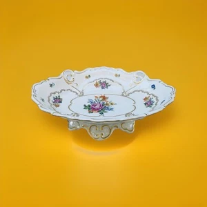 "Exquisito centro de mesa de porcelana JL Menau con patas florales, 12""x 9"" Alemania" - Imagen 1 de 10