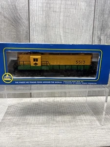 AHM/Yugo HO GP18 Diesel Locomotive Reading Lines #5513 - Picture 1 of 7