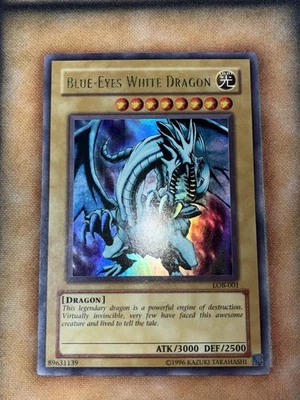 Yu-Gi-Oh! TCG Blue-Eyes White Dragon LP Original Print LOB-001 - Image 1 of 4
