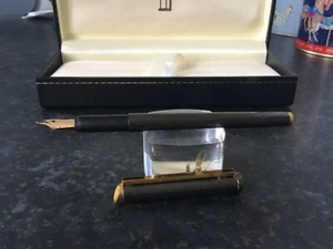 Boxed DUNHILL 'GEMLINE Fountain Pen -Glossy Gun Metal Grey with a DUNHILL 14ct - Picture 1 of 11