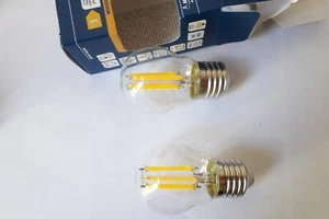 lampada a led e27 trasparente 6,5w 3000k life 806 lumen luce calda 4 fili coppia - Foto 1 di 14