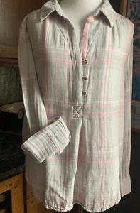 WOMEN' KENSIE SOFT COTTON TOP PALE GRAY AND PINK PLAID W/ CONTRAST LINING - Picture 1 of 6