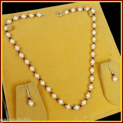 Gorgeous Freshwater Pearl Red Ruby Beaded Necklace & Matched Pair Earrings - Image 1 of 4
