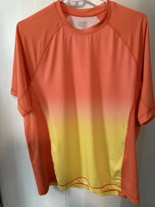Lands End Men’s Short Sleeve Rash Guard T-shirt Orange Yellow Ombre Size Small - Picture 1 of 4