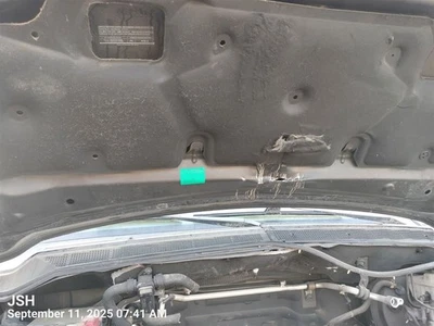 BLK HOOD 651007S030 2004-2015 NISSAN ARMADA - Image 1 of 4