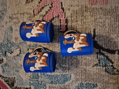 Lote de 3 canecas de plástico Nestlé Quik vintage prato de coelho conjunto promocional - Imagem 1 de 4