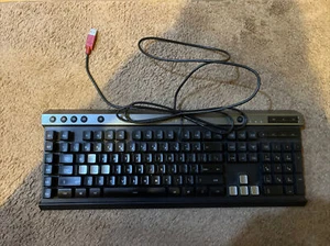 Corsair Vengeance Raptor K40 - Mechanical Gaming Keyboard Used - Picture 1 of 2