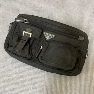 Prada Tasche, zweite Tasche, Nylon, schwarz, Logoplatte - Bild 1 von 16