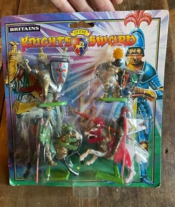 Britains Knights Of The Sword 4 Knights & 2 Horses 1996 MIB - Picture 1 of 2