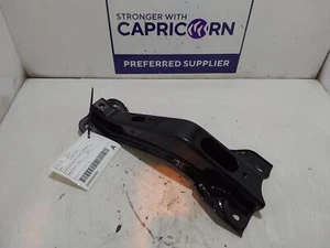 TOYOTA HILUX SUMP GUARD SUMP GUARD MOUNT, RH SIDE, 03/05-08/15 05 06 07 08 09 10 - Picture 1 of 3