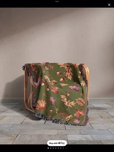 Elegant, Beautiful Pattern, Throw, Tablecloth , Sofa Cover , Cottage Core. - Picture 1 of 6