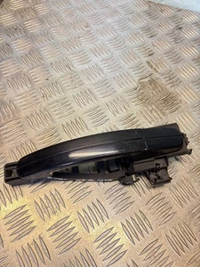 Maniglia esterna porta posteriore destra FORD FOCUS C-MAX 3M51R26B22AD 1.8 22724464 2005 - Foto 1 di 7