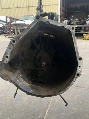 Ford F350SD 2002 7,3 L 6 velocidades transmisión manual 4x2 STK# 1769ST Foto 1 de 4