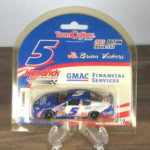 Brian Vickers #5 GMAC Financial 1:64 Scale NASCAR 2003 Team Caliber Issue #43 - Picture 1 of 3