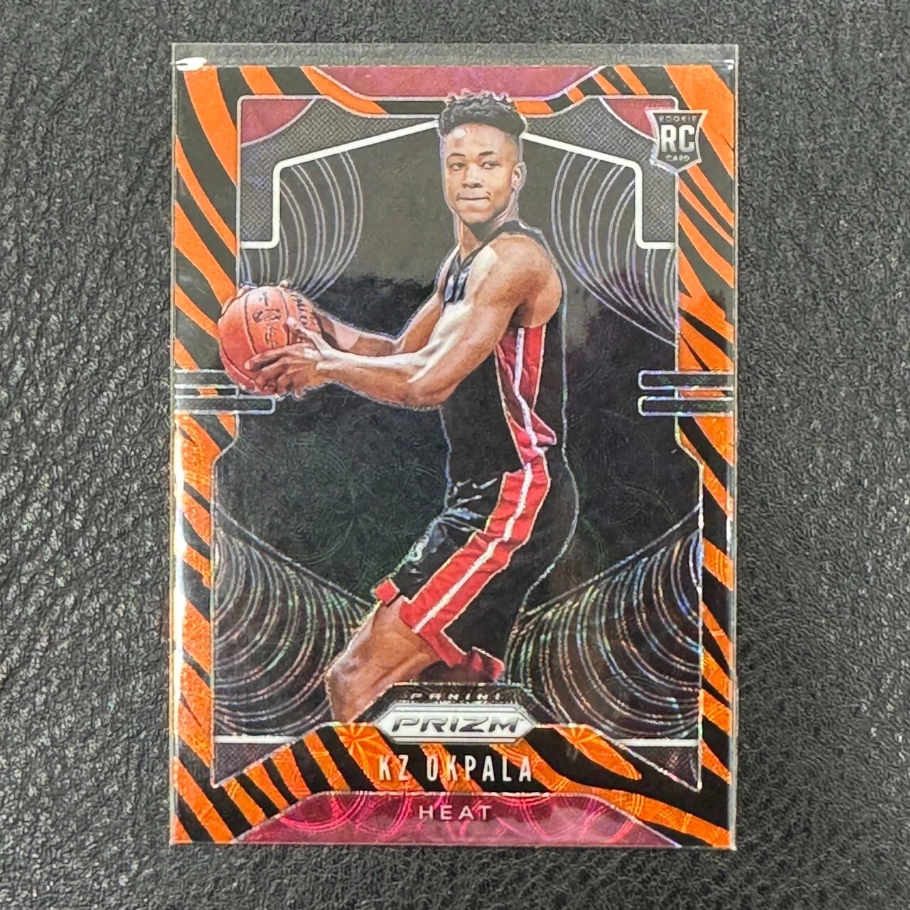 2019-20 Panini Prizm Tiger Stripe Rookie RC SSP #275 Kz Okpala HK 253