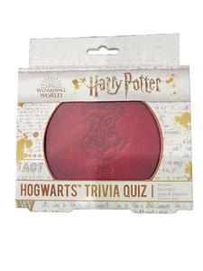 HARRY POTTER Hogwarts Trivia Quiz Wizarding World Test your Knowledge NIB NEW - Picture 1 of 2