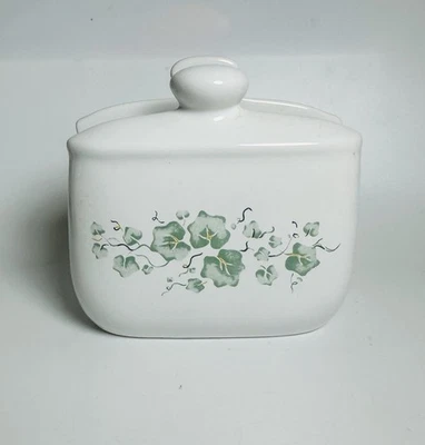 Vintage  Coordinates Callaway Green Ivy Pattern Napkin Holder Jay Imports - Image 1 of 4