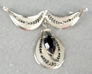 Vintage silberfarbene filigrane Brosche Anstecknadel baumelnd Träne schwarz Schmuck West Germany - Bild 1 von 12