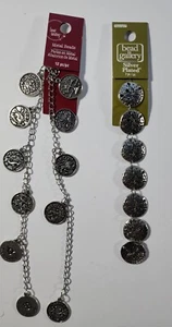 Perlen Landung 2er Pack Lot Silber Sternzeichen & versilberte Metallperlen 19 Stück Neu mit Etikett - Bild 1 von 6