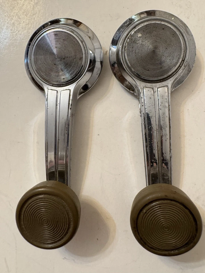 OEM GM 1967 Pontiac GTO Lemans Tempest Set Of 2 Window Crank Handles Dark Saddle - Изображение 1 из 4