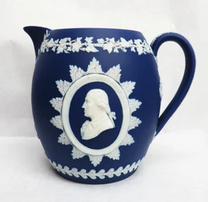 WEDGWOOD WASHINGTON & FRANKLIN BLUE JASPER WARE WATER PITCHER - Picture 1 of 9