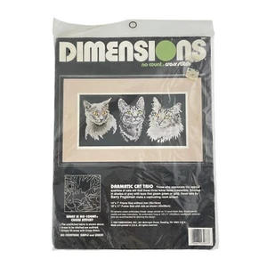 Dimensions Cross Stitch Dramatic Cat Trio Kit 3967 Feline Faces grau Vintage - Bild 1 von 5