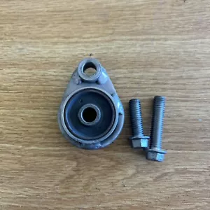 2009 YAMAHA R6S LOWER EXHAUST HANGER MOUNT BOLT - Picture 1 of 2