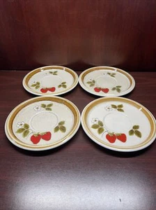 Mikasa Stone Manor Lucious - 4 - 6 1/2” Plates F5809 Strawberries - Picture 1 of 5