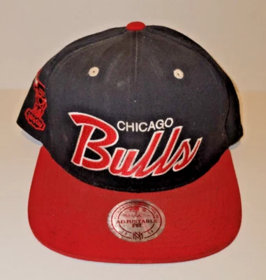 Usado Mitchell & Ness CHICAGO BULLS Snapback Sombrero Gorra Negra ESCRITURA CLÁSICA *3S Foto 1 de 4
