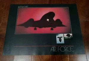 USAF United States Air Force Poster SR-71 BLACKBIRD  23"x17" - Picture 1 of 5