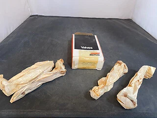 Repco Engine Intake Valves - RV8205 - (SET OF 4) - For Volkswagen Beetle 1975-79 - Image 1 of 2