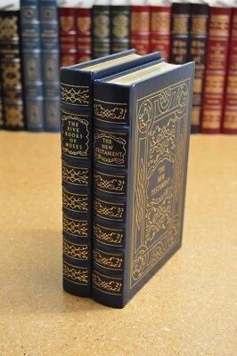 Easton Press - 5 Books of Moses/New  Testament 2 Vols - EXCELLENT COND Foto 1 de 4