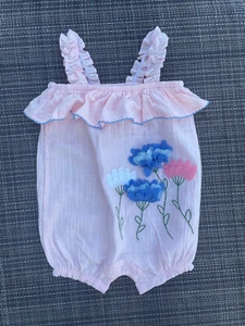 NWT Mud Pie Applique Flower Hydrangea Baby Romper 6-9 Months - Picture 1 of 4
