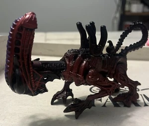VINTAGE 1992 Kenner BULL ALIEN Xenomorph Figure - Picture 1 of 3
