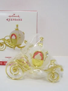 NEW Hallmark Ornament 2017 Cinderella’s Carriage Disney Cinderella - Picture 1 of 4