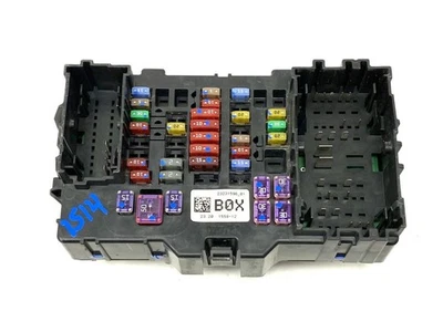 Caja de fusibles de cabina 23231596 para Chevrolet Colorado 87042 2018 Foto 1 de 4