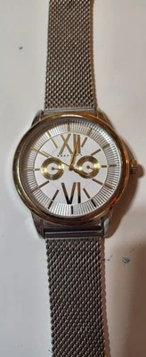 Reloj de pulsera Sean John de plata y oro Foto 1 de 4