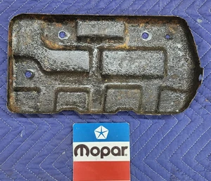 Charger Coronet Satellite Road Runner 1973 1974 bandeja de batería original negro - Imagen 1 de 2